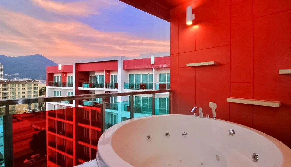 هتل اسلیپ ویت می پوکت